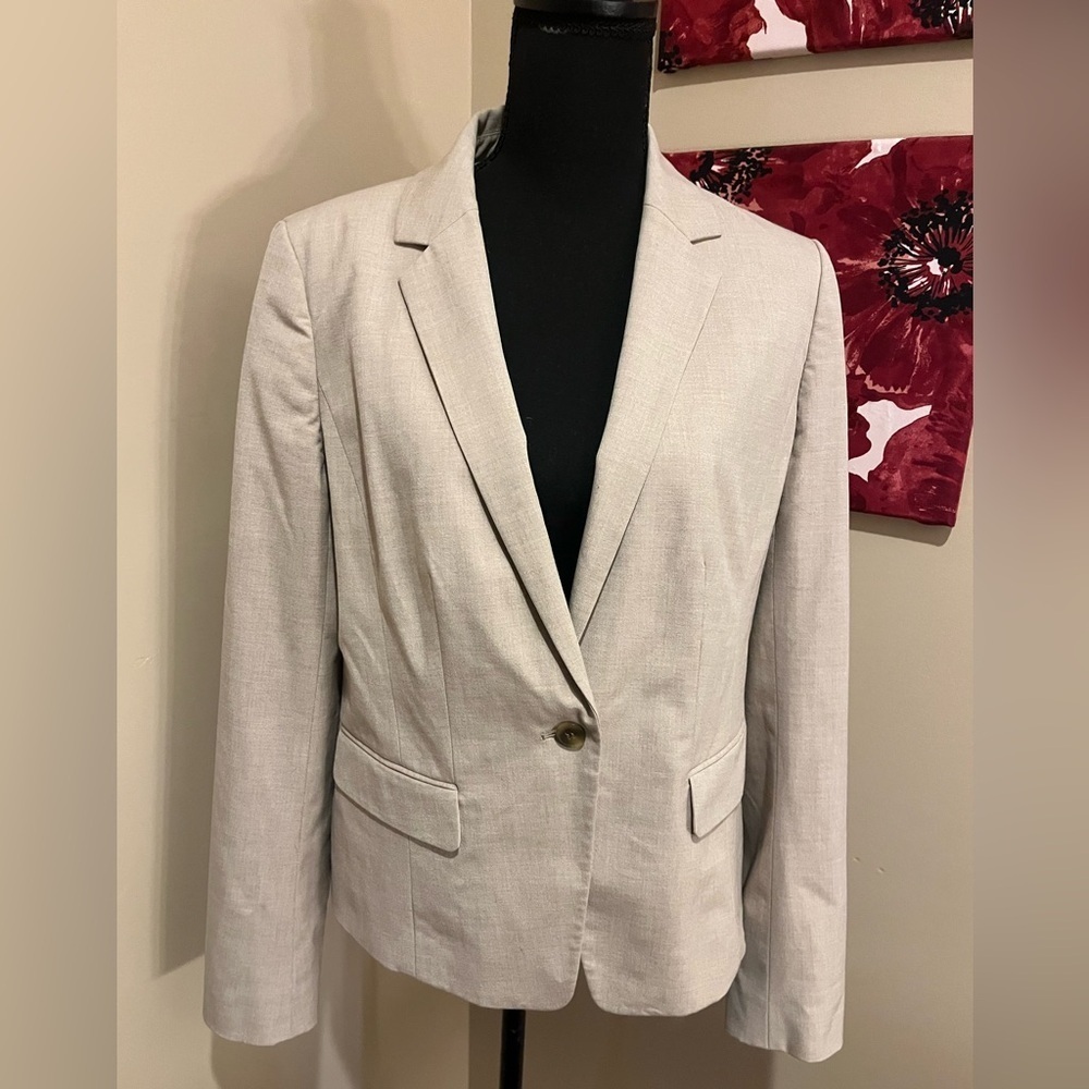 Ann Taylor  Cream Stretch TwillBlazer, lined, size 10 - Picture 3 of 10